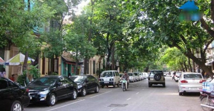 Bán nhà mặt phố Thi Sách – 176m2, 1 tầng, mt 8m, giá chào 51 tỷ, (có thương lượng).